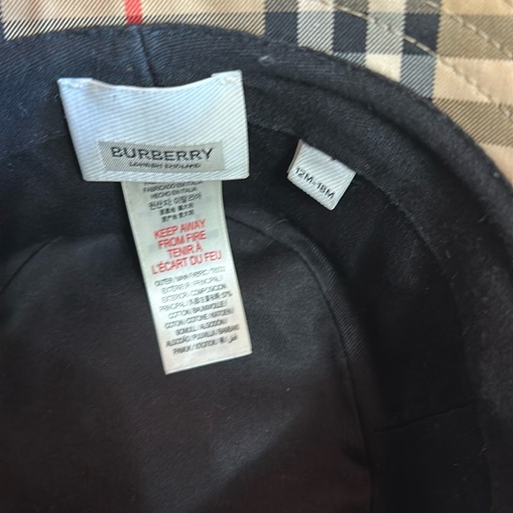 Toddlers burberry bucket hat 12-18 months - Picture 4 of 7